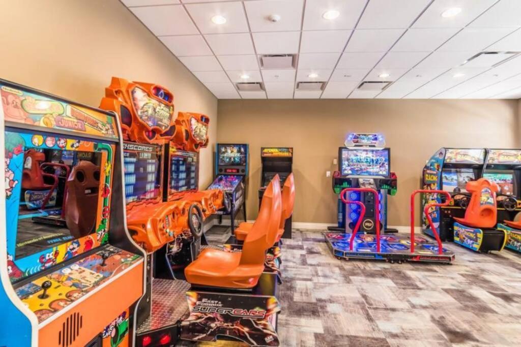 Stylish Cozy Family Getaway With Private Pool And Lake View キシミー エクステリア 写真