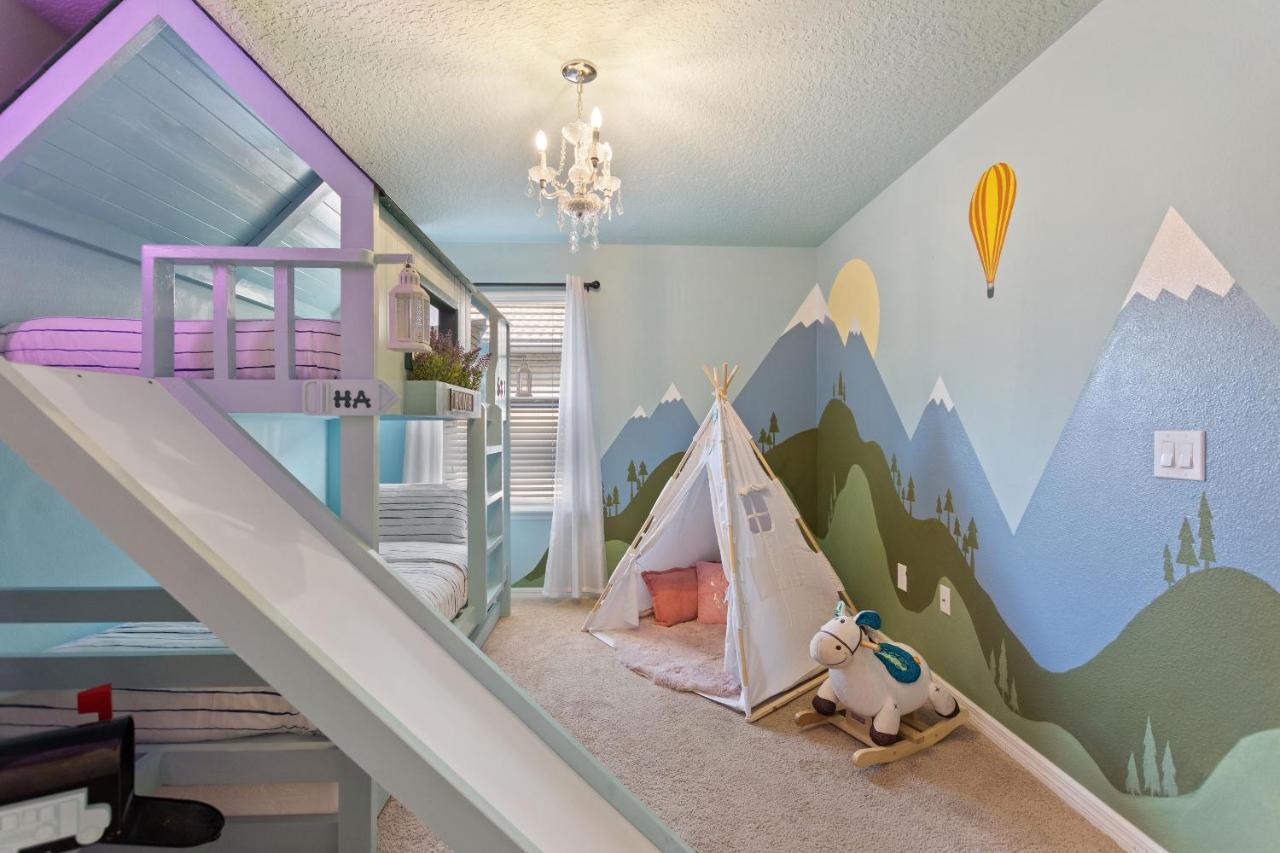 Stylish Cozy Family Getaway With Private Pool And Lake View キシミー エクステリア 写真