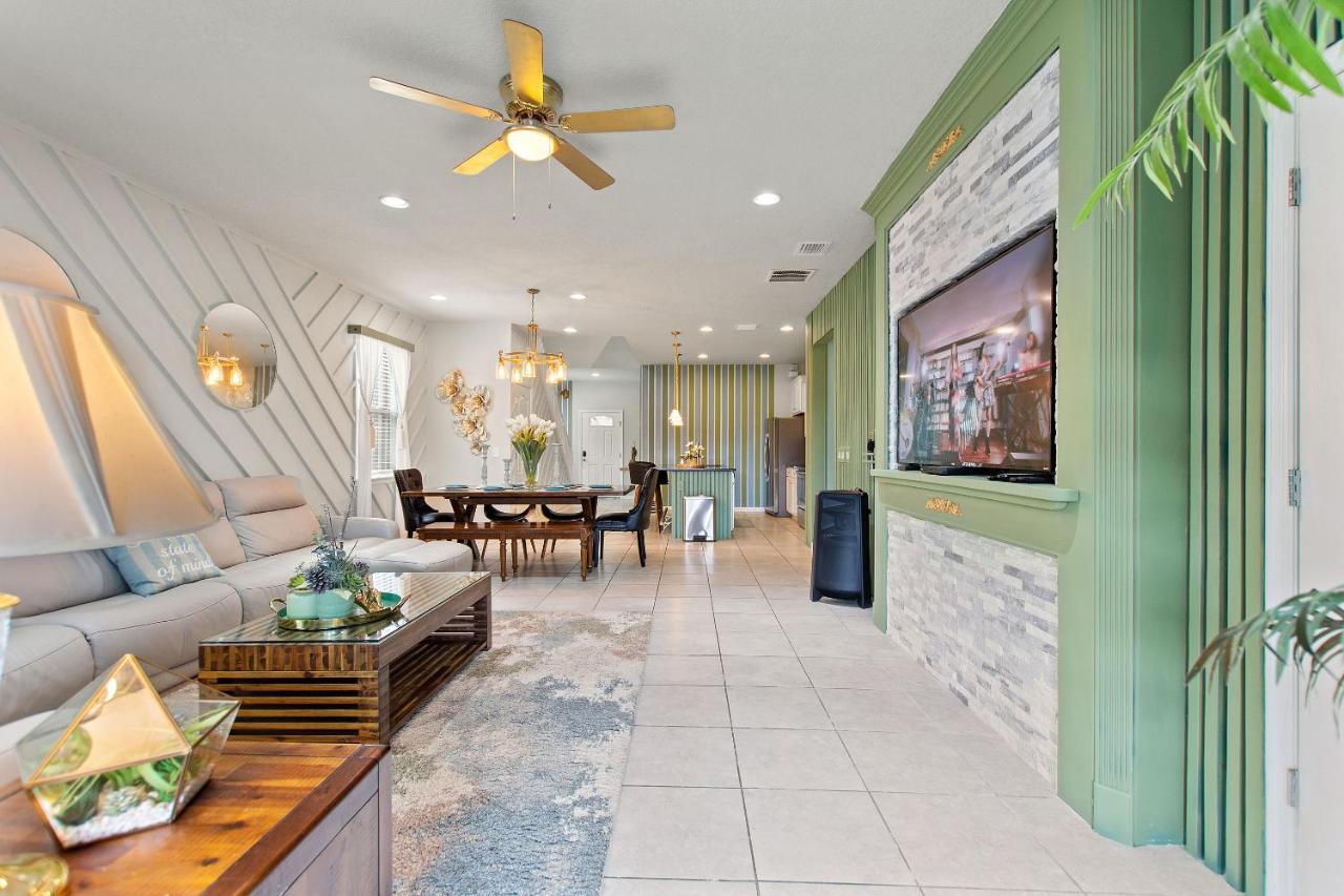 Stylish Cozy Family Getaway With Private Pool And Lake View キシミー エクステリア 写真